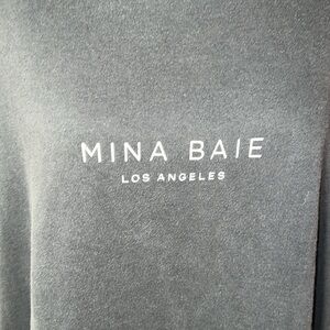 Mina Baie Black Sweatshirt Sz L